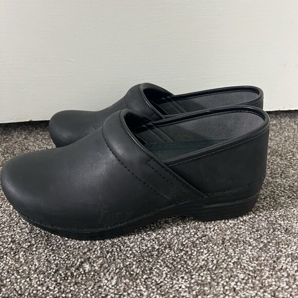 Dansko XP Clogs Black Leather Pro Work Shoe - Picture 5 of 12